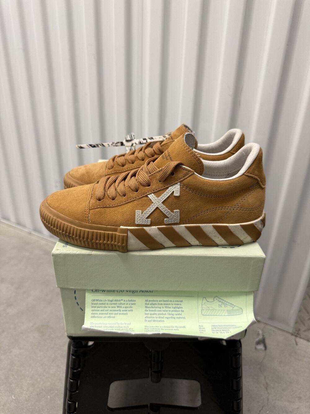 Off White Low Vulcanized Brown Size 6 Men's